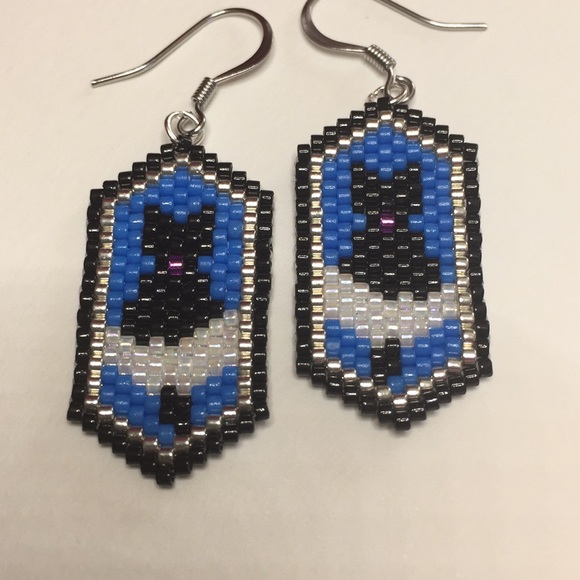 Cat & the Moon Necklace & Earring set - Picture 4 of 5